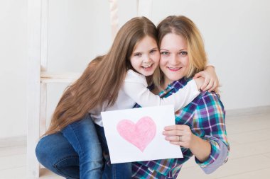 Anneler Günü, tatiller ve aile tatilleri..