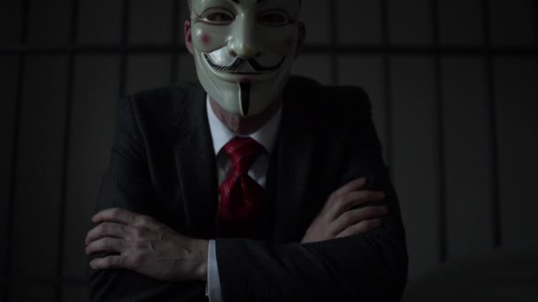 匿名のハッカーの男の刑務所の予感ショット — ストック動画