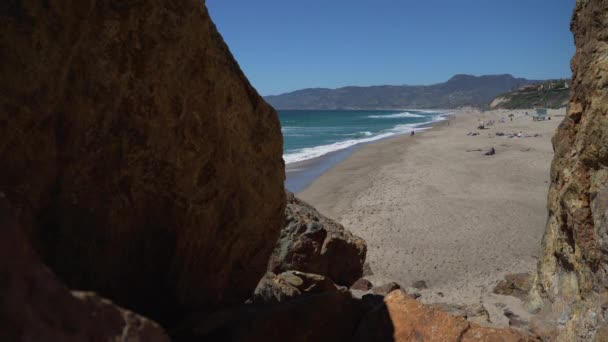 Point Dume plage océanique en Californie — Video