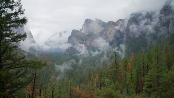 Pemandangan badai Lembah Yosemite — Stok Video