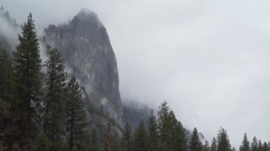 Yosemite El Capitan of infront fırtına geniş görüş