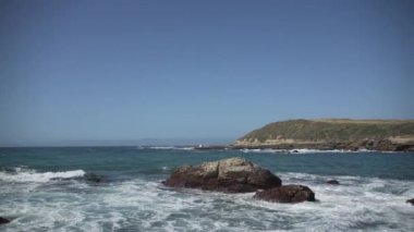 Spooners Cove Beach üzerinde mavi gökyüzü