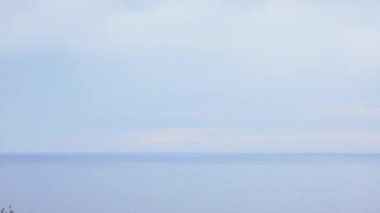 San Juan de Gaztelugatxe aşağı kaydırmak