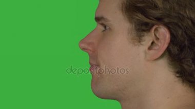 Doğal erkek (şeffaf arka plan yan görünüm)