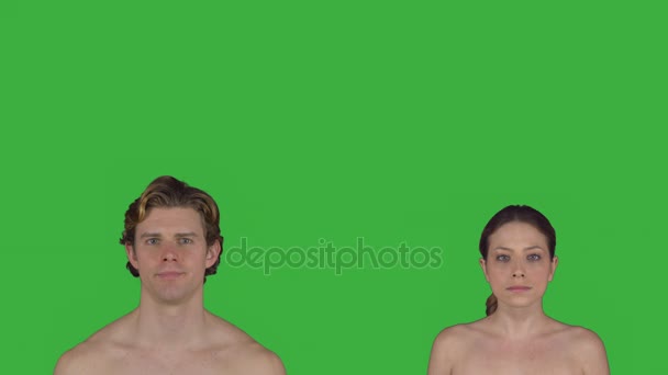 Healthy expressionless natural couple (Green Key) — Stock Video