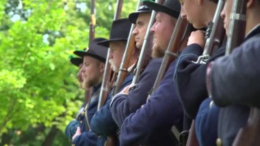 İç Savaş askerleri son emir almak