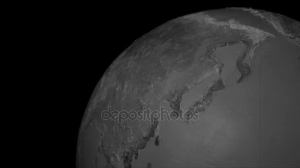 Uit gecentreerd naadloze loops van bovenkant van geprojecteerde globe (B&W versie) — Stockvideo