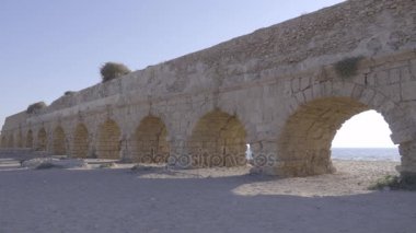 Kuş toprakları yakınındaki Caesarea su kemeri