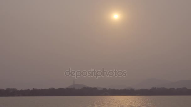 Sun obsured by smog over Summer Palace — Stock Video