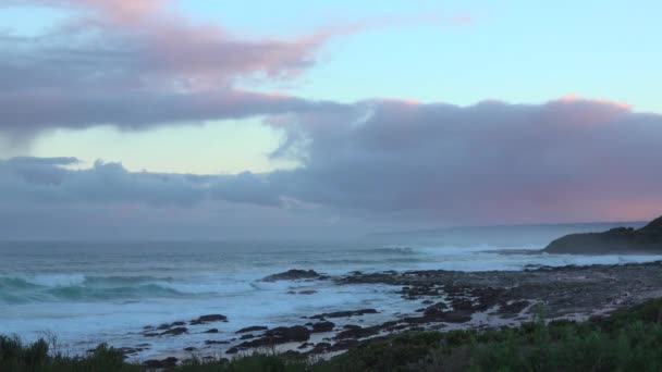 Tide coming in along Great Ocean Road — Stock Video