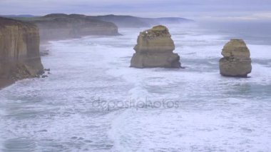 Fırtına çevre Twelve Apostles uçurdu