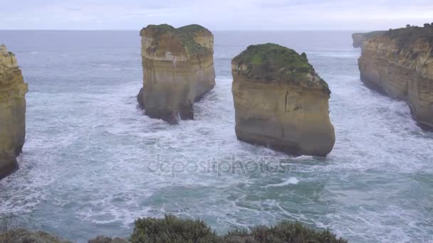 High tide at Loch Ard Gorge — Stock Video
