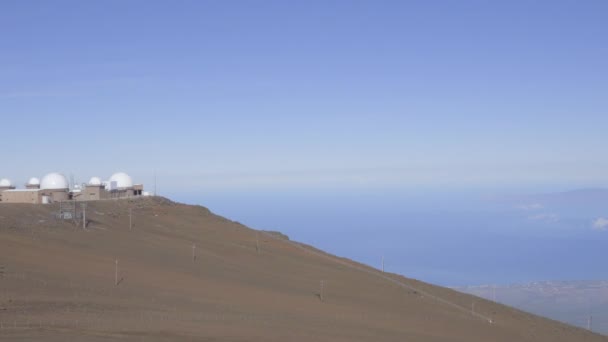 Pan del observatorio de Maui — Vídeos de Stock