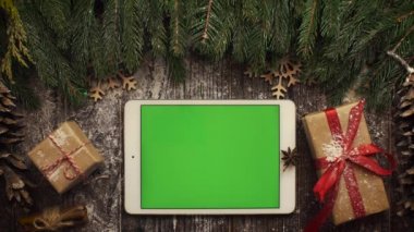 Yukarıdan Christma arasında yalan yeşil ekranlı tablet vasıl bak
