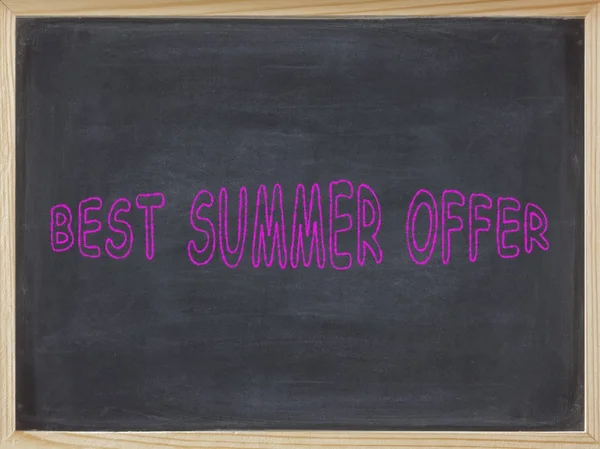 最佳的夏天提供在黑板上写的肉 — 图库照片