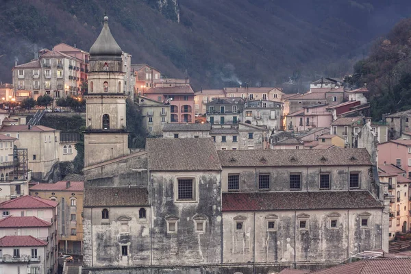 Visión de la ciudad de Campagna en la provincia de Salerno — Foto de Stock