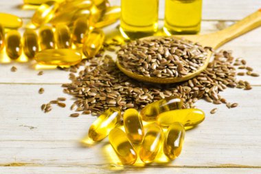  Flaxseeds ve keten tohumu yağı.