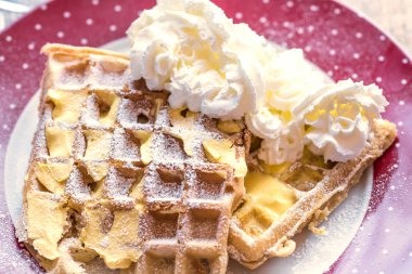  tatlı yumuşak waffle ile