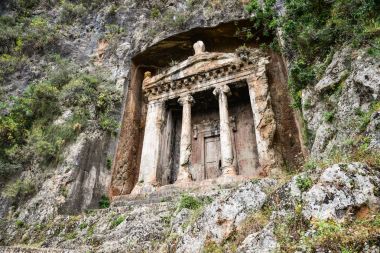  Manzara Likya kaya mezarları, Dalyan, Türkiye'de kesme