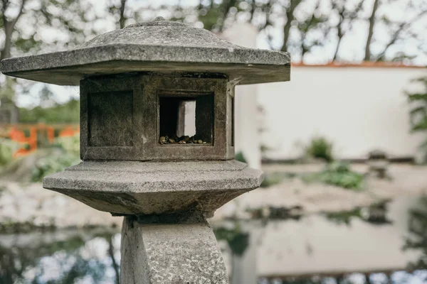 Asiatico lanterna giardino — Foto Stock
