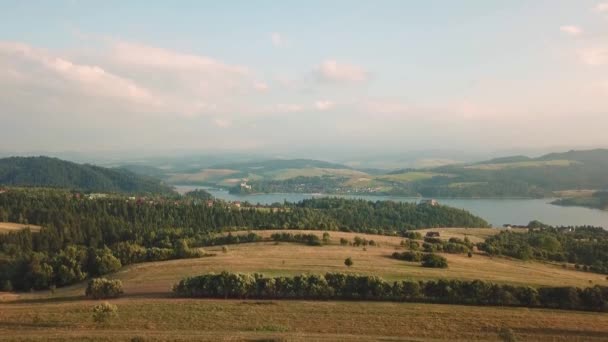 Czorsztyn Gölü Beskids Tepelerinin Panorama Hava Manzarası Tatras Dağlarındaki Dunajec — Stok video