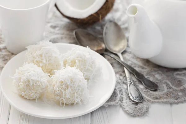 Cukierki domowej roboty kokosowe — Zdjęcie stockowe