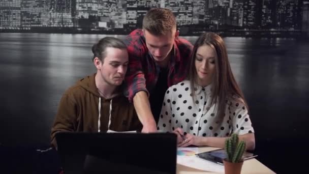 Tasarım Office ekibi — Stok video