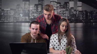 Dizayn ofis takım çalışması