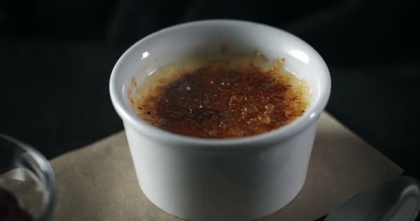 Creme Brulee Sugar Cover — Wideo stockowe