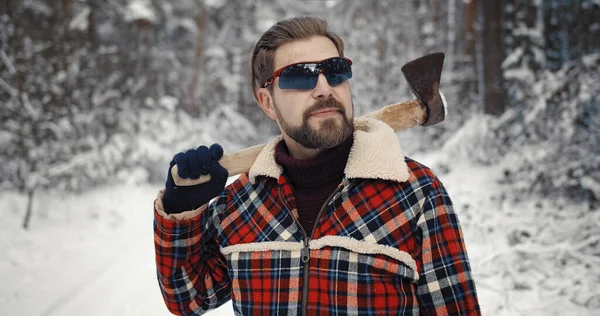 Man with axe portrait — Zdjęcie stockowe