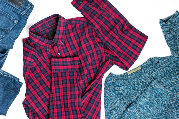 Επίπεδη lay mens ρούχα κολάζ με πουκάμισο, τζιν και πουλόβερ — Φωτογραφία Αρχείου
