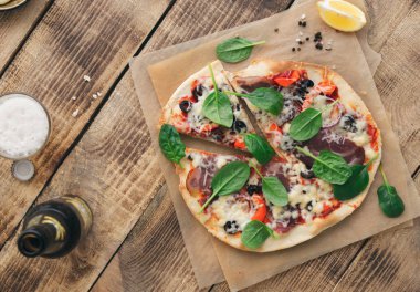 Light bira ile İtalyan pizza 