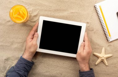 Tablet holding erkek eller