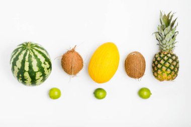 Karpuz, Hindistan cevizi, kavun, kireç ve ananas. Üstten Görünüm. Düz l