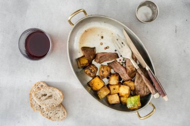 Üstten Görünüm dilim dana biftek 