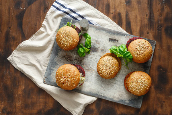 Vegetarian Burgers Beet Cutlets Prunes Arugula Alfalfa Wooden Table Top — Stock Photo, Image