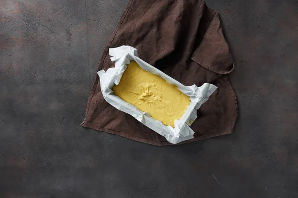 トウモロコシのパンを調理用平面図生生地 — ストック写真
