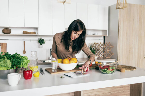 Woman cooking vegetables a