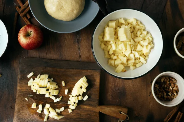 詰め物アップルパイの調理のための原料 — ストック写真