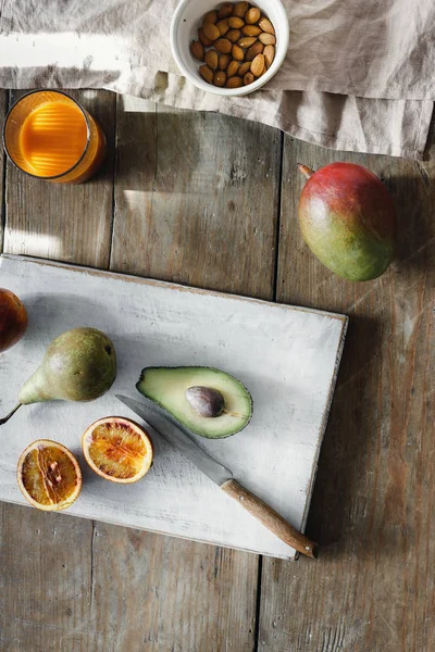 Conjunto Diferentes Frutas Una Mesa Madera Concepto Comida Saludable —  Fotos de Stock