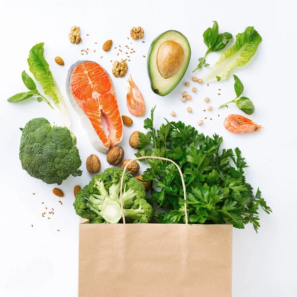 Bolsa Compras Con Comida Saludable Sobre Fondo Blanco Con Vista — Foto de Stock