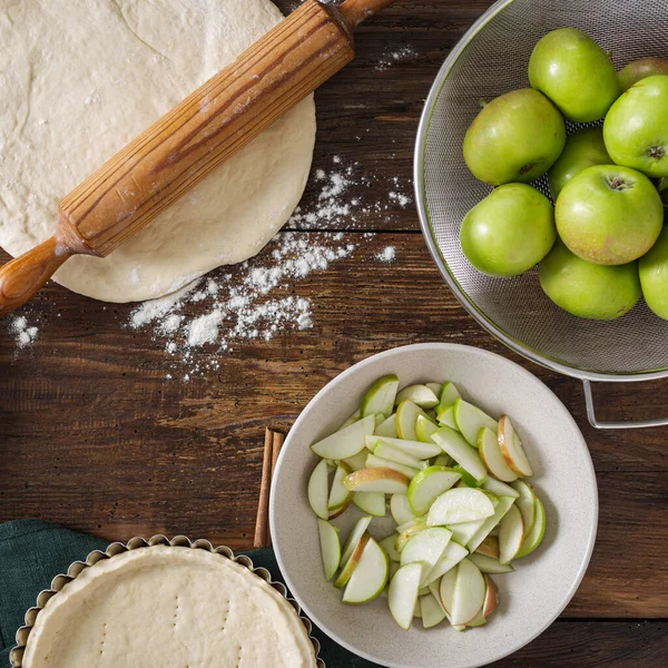 Ingredienti Cottura Della Crostata Mele Sul Tavolo Legno Panetteria — Foto Stock