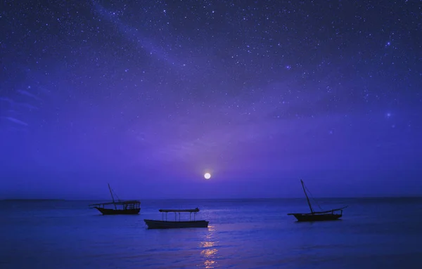 Paisaje Nocturno Cuento Hadas África Tanzania Zanzíbar Silueta Barcos Pesca — Foto de Stock