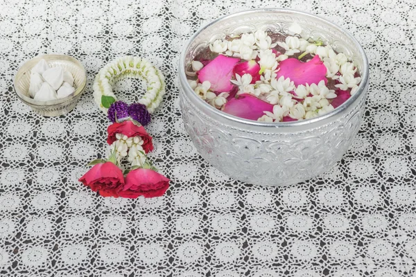 Thailändska garland blommor — Stockfoto