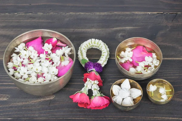 Thailändska garland blommor — Stockfoto