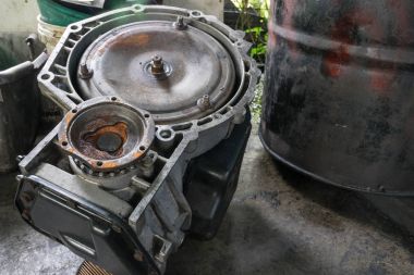 Araba motor parçaları