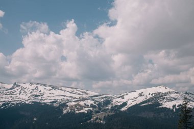 Dağ köyü görünümünde Panorama.