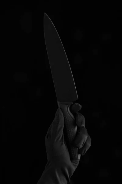 Eine Hand Schwarzem Handschuh Mit Einem Schwarzen Messer Auf Schwarzem — Stockfoto