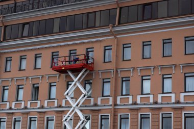 İşçi cephe yüksek kaldırma evde tedavi