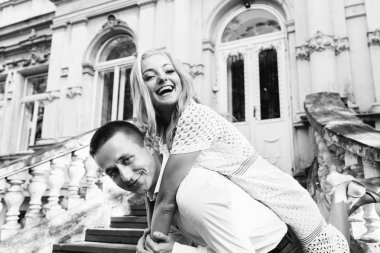 onların düğün günü üzerinde yeni evliler